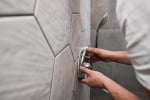 Changer la robinetterie modernise une salle de bains &agrave; Sarrebourg